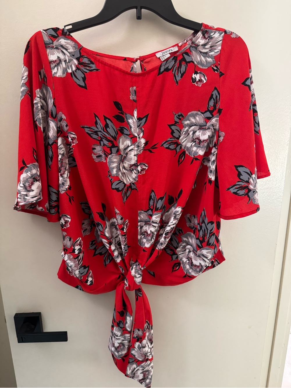JODIFL Red Floral Tie-Waist Detail Top Flutter Sleeve